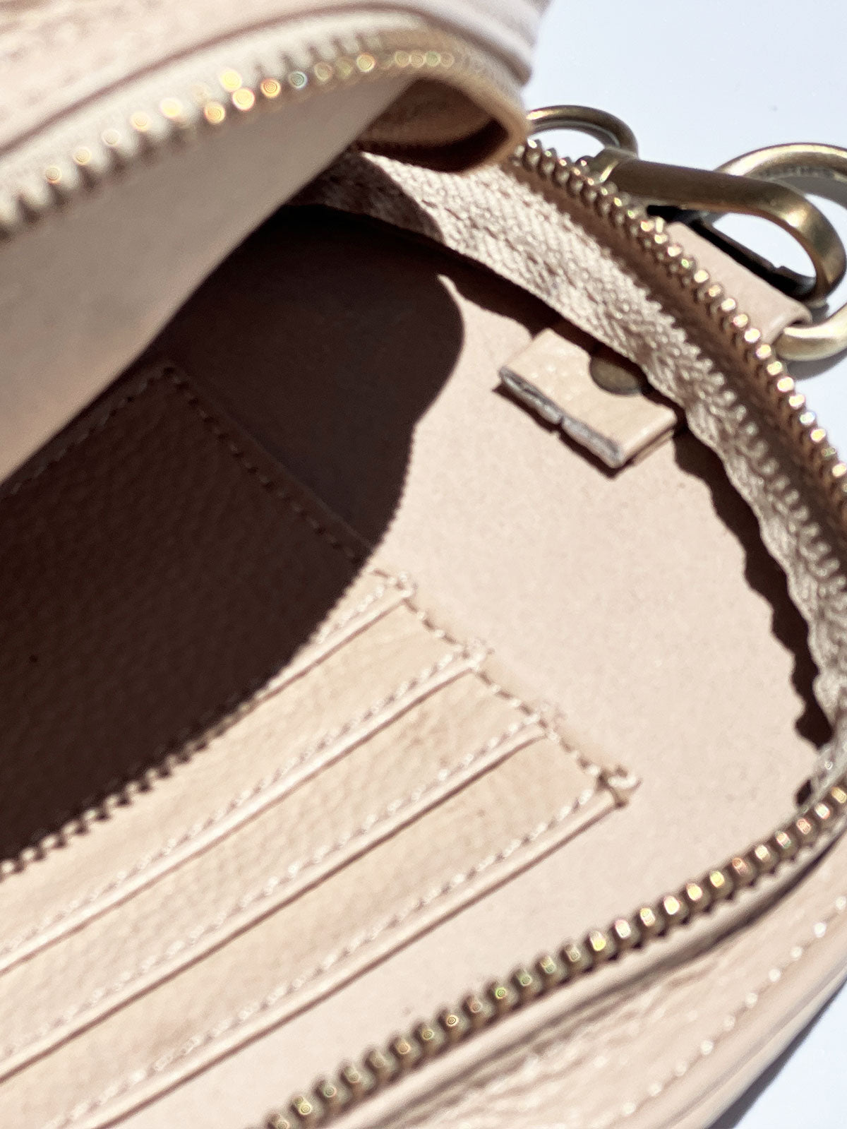 Sand Africa Fanny Pack/ CrossBody Bag- Beige Leather (NEW) - SHOP | Orijin Culture
