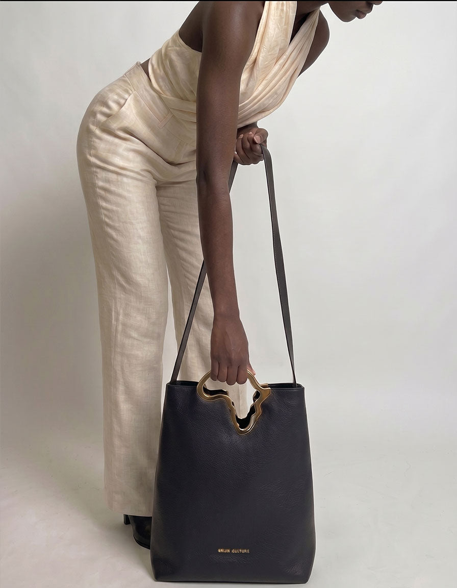 Africa Tote Bag | Nubia Black Full-Grain Leather Convertible Clutch