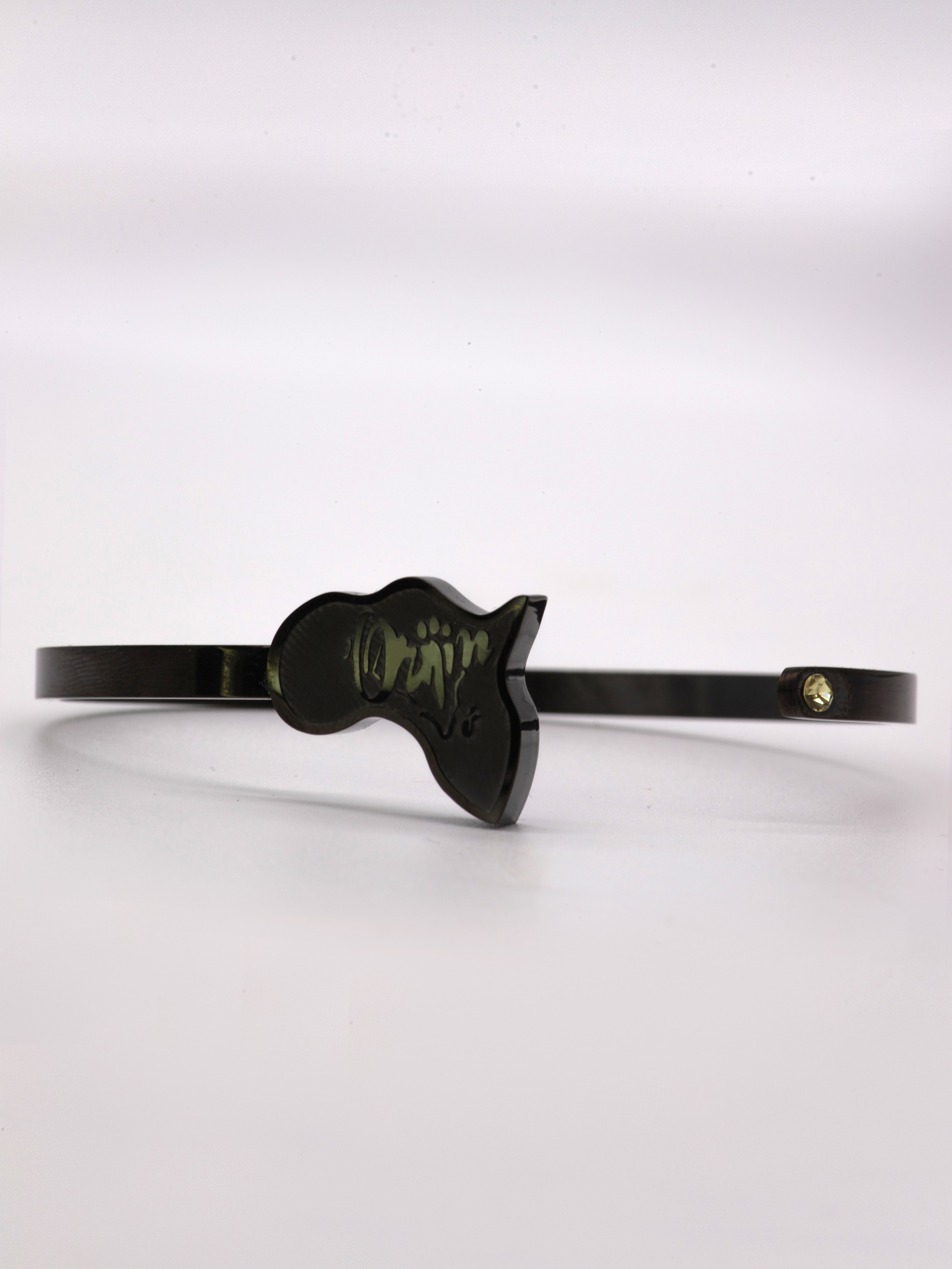 Africa Royal Cuff | BLACK - Unisex Bracelet - SHOP | Orijin Culture