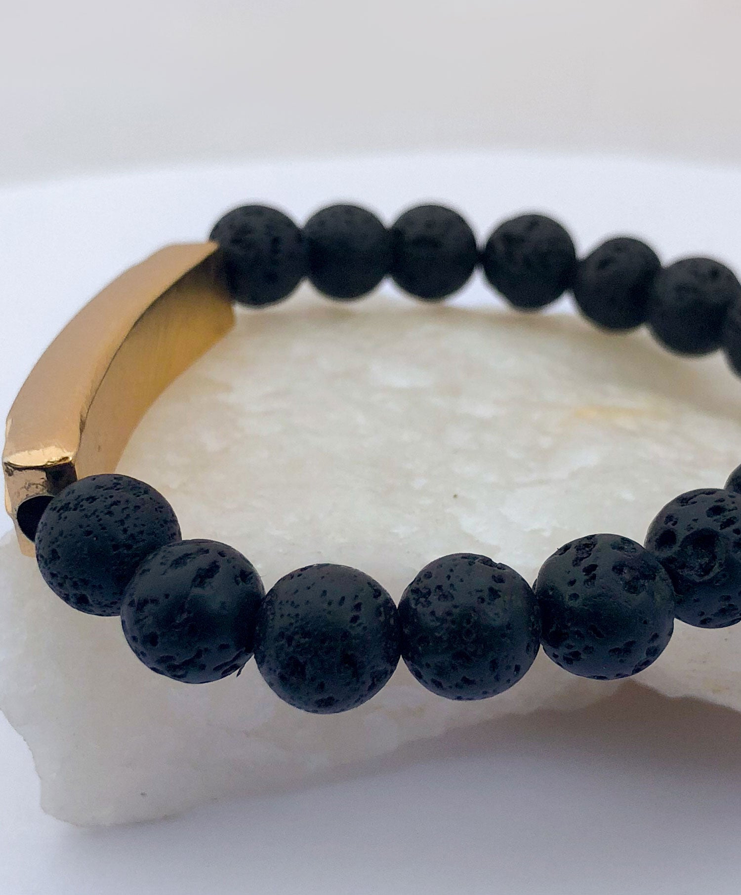 KWESI Beads Bracelet | Born on Sunday (HIM) - SHOP | Orijin Culture